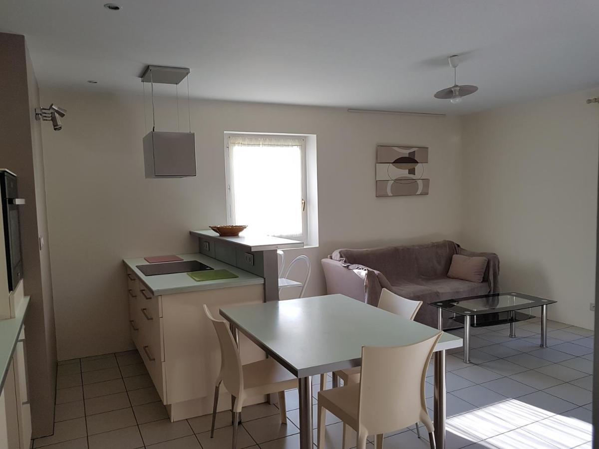 Apartmán F2 En Rez De Jardin A Crest Exteriér fotografie