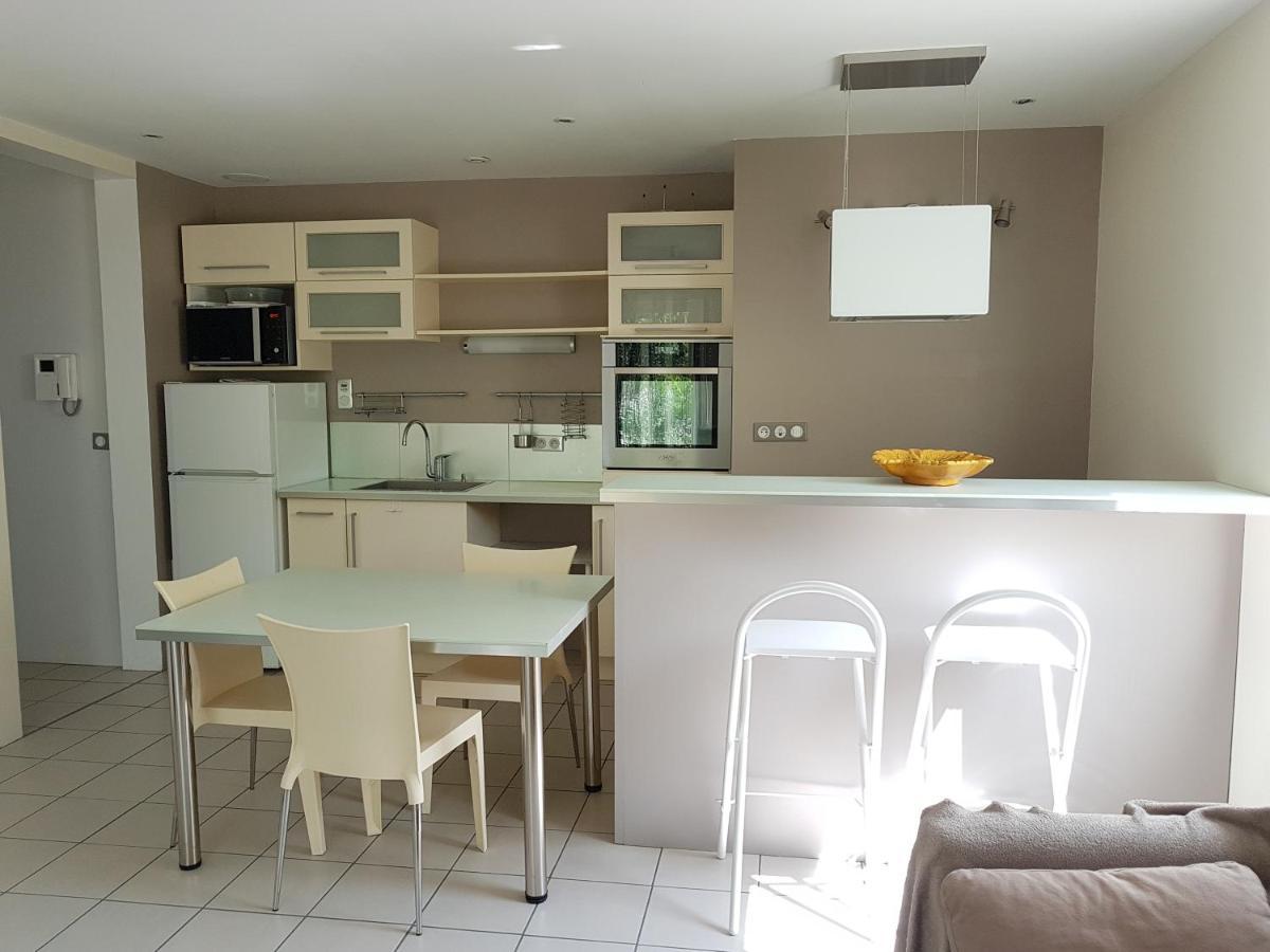 Apartmán F2 En Rez De Jardin A Crest Exteriér fotografie